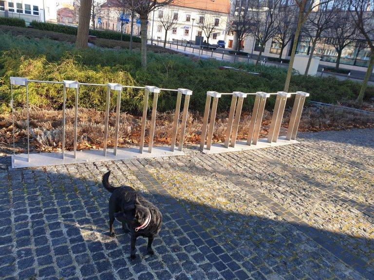 urbana oprema - stalak za bicikle od inox-a